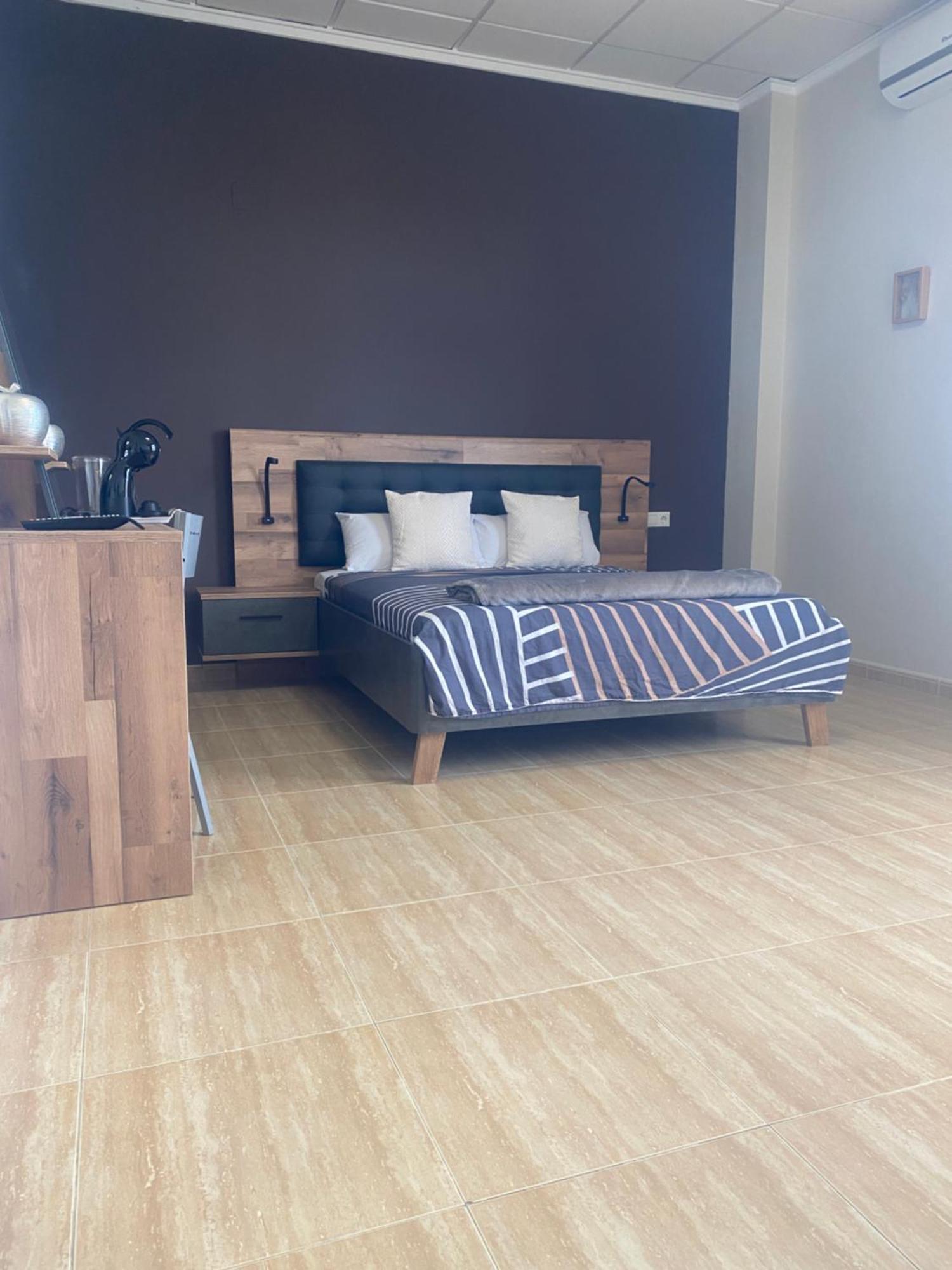 Hotel La Oficina سان ميجيل دي ساليناس المظهر الخارجي الصورة